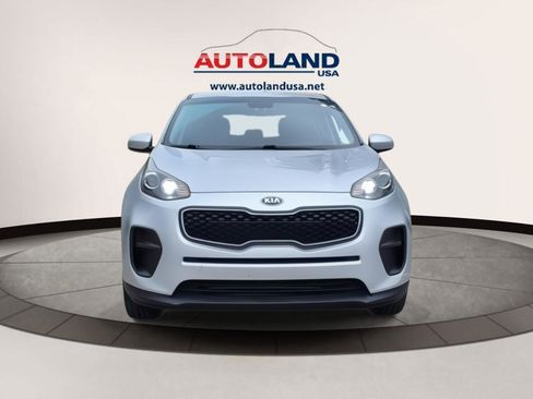 Used 2019 Kia Sportage LX FWD image 2