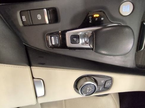 Used 2023 INFINITI QX55 Essential image 17