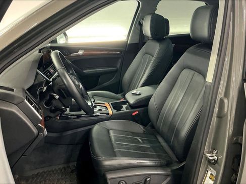 Used 2023 Audi Q5 2.0T Premium Plus w/ Premium Plus Package image 27