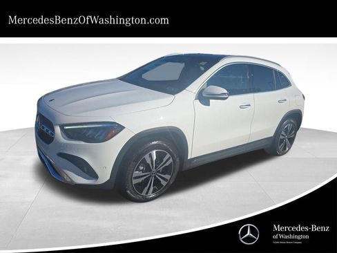 New 2026 Mercedes-Benz GLA 250 4MATIC image 1