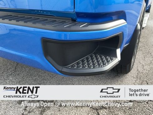 Used 2025 Chevrolet Silverado 1500 Custom image 10