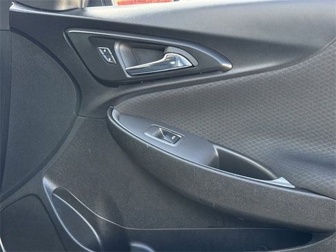 Used 2023 Chevrolet Malibu LT image 28