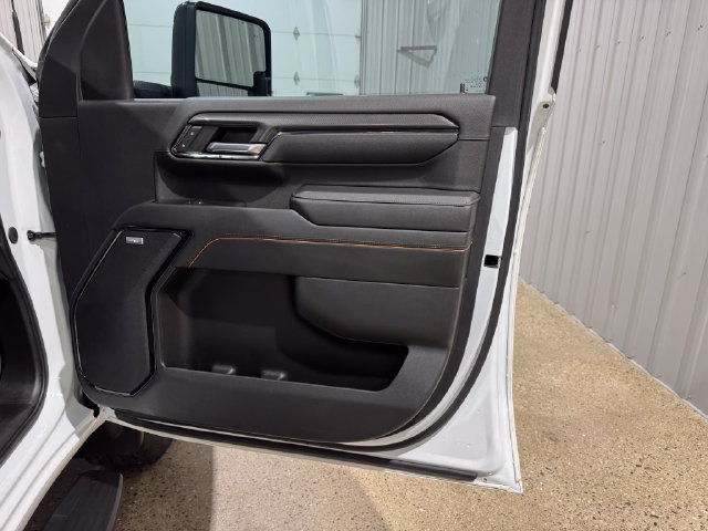Used 2024 GMC Sierra 2500 AT4 w/ Technology Package AWD/4WD image 22