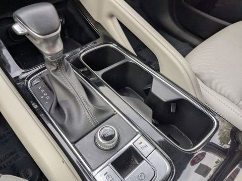 Used 2025 Kia Telluride S image 21