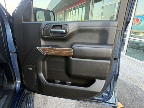 Used 2019 Chevrolet Silverado 1500 High Country image 24