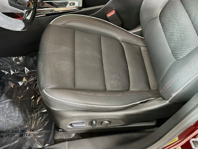 Used 2023 Chevrolet TrailBlazer RS w/ Convenience Package FWD image 19