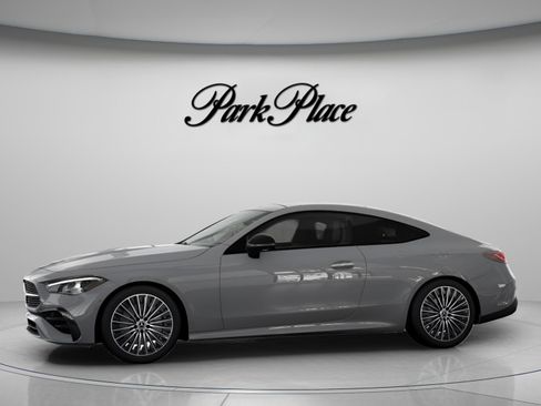 New 2026 Mercedes-Benz CLE 300 4MATIC Coupe image 4