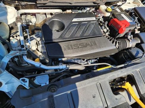 Used 2023 Nissan Rogue SV image 23