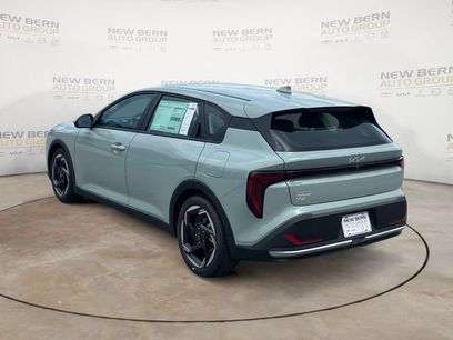 New 2026 Kia K4 EX