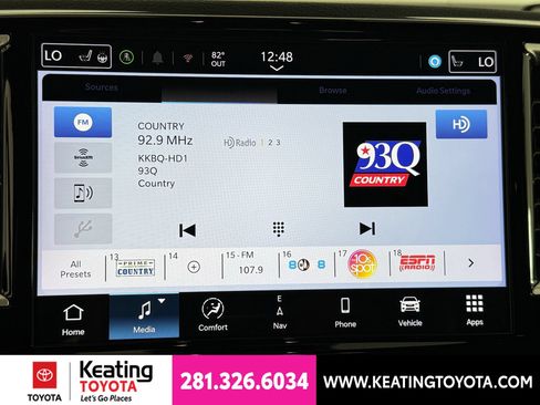 Used 2025 Chrysler Pacifica Limited FWD image 24