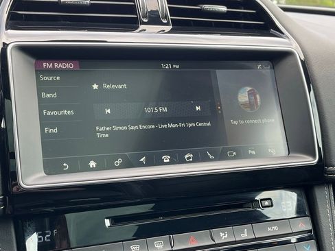 Used 2018 Jaguar F-PACE R-Sport AWD/4WD image 40