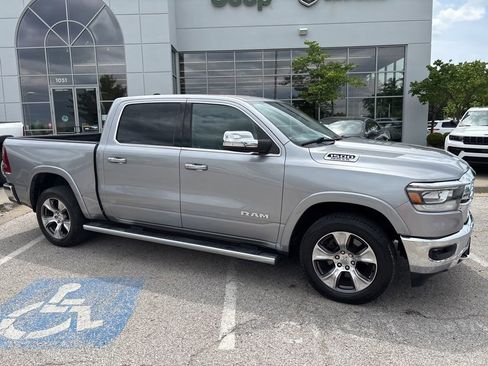 Used 2019 RAM 1500 Laramie AWD/4WD image 34
