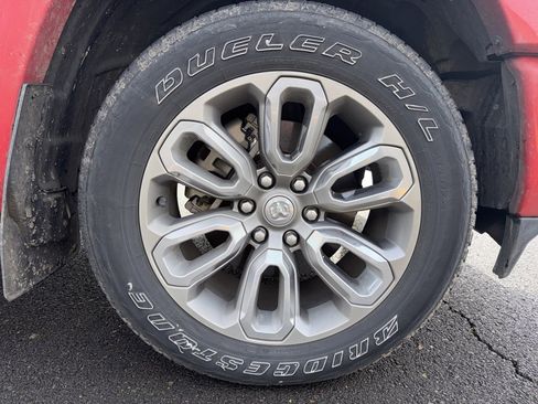 Used 2021 RAM 1500 Laramie w/ Sport Appearance Package image 9