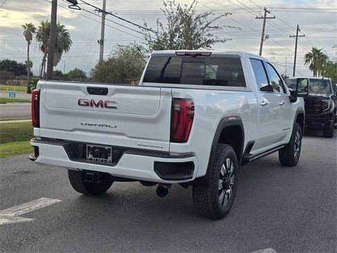 New 2026 GMC Sierra 2500 Denali w/ Denali Reserve Package image 5
