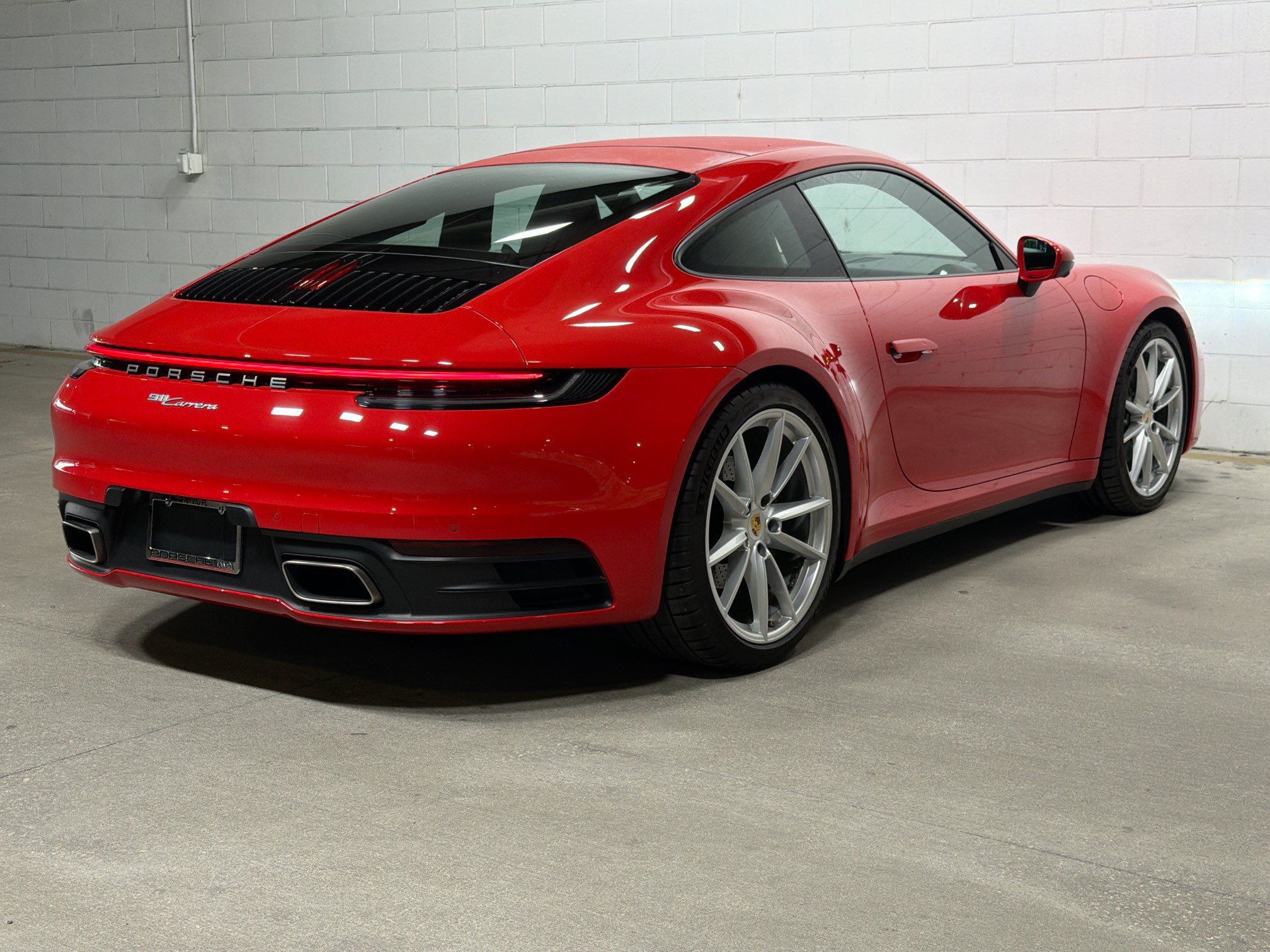 Certified 2024 Porsche 911 Carrera RWD image 7