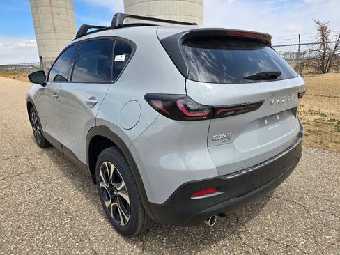 Used 2026 MAZDA CX-5 Preferred AWD/4WD image 3