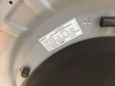 Used 2023 Kia K5 GT-Line image 38