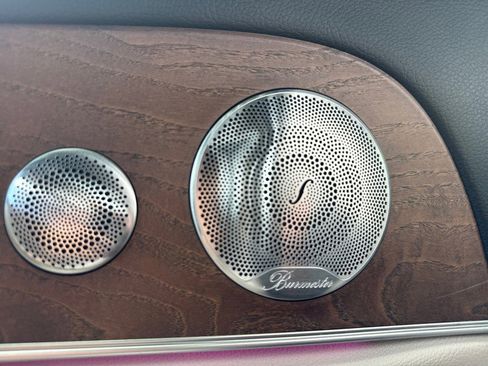 Used 2017 Mercedes-Benz E 300 4MATIC image 40