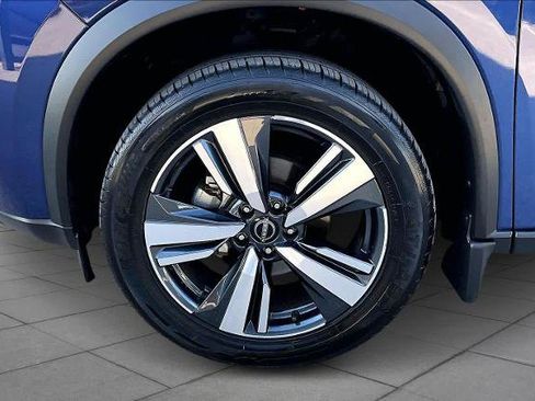 Certified 2023 Nissan Rogue SL image 11