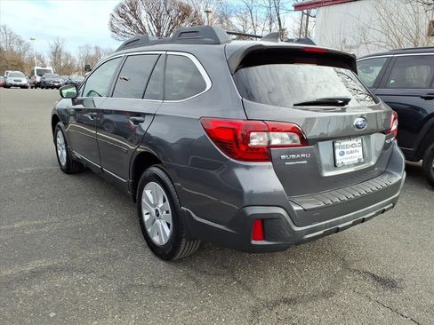 Used 2018 Subaru Outback 2.5i Premium image 4