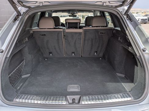 Used 2025 Audi Q5 Premium w/ Convenience Package AWD/4WD image 28