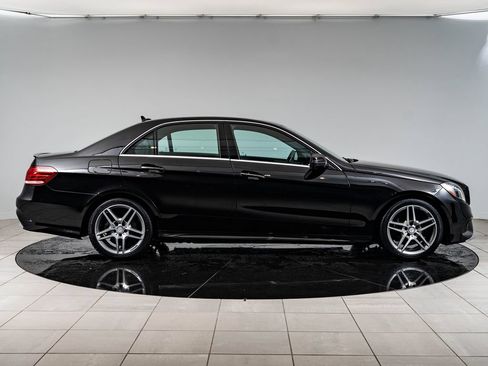 Used 2016 Mercedes-Benz E 350 4MATIC Sedan image 11
