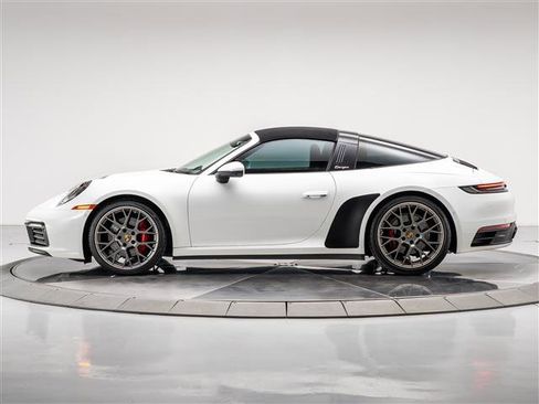 Used 2022 Porsche 911 Targa 4S image 4
