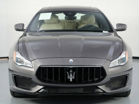 Used 2022 Maserati Quattroporte Modena Q4 image 52