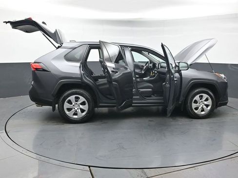 Used 2023 Toyota RAV4 LE AWD/4WD image 47