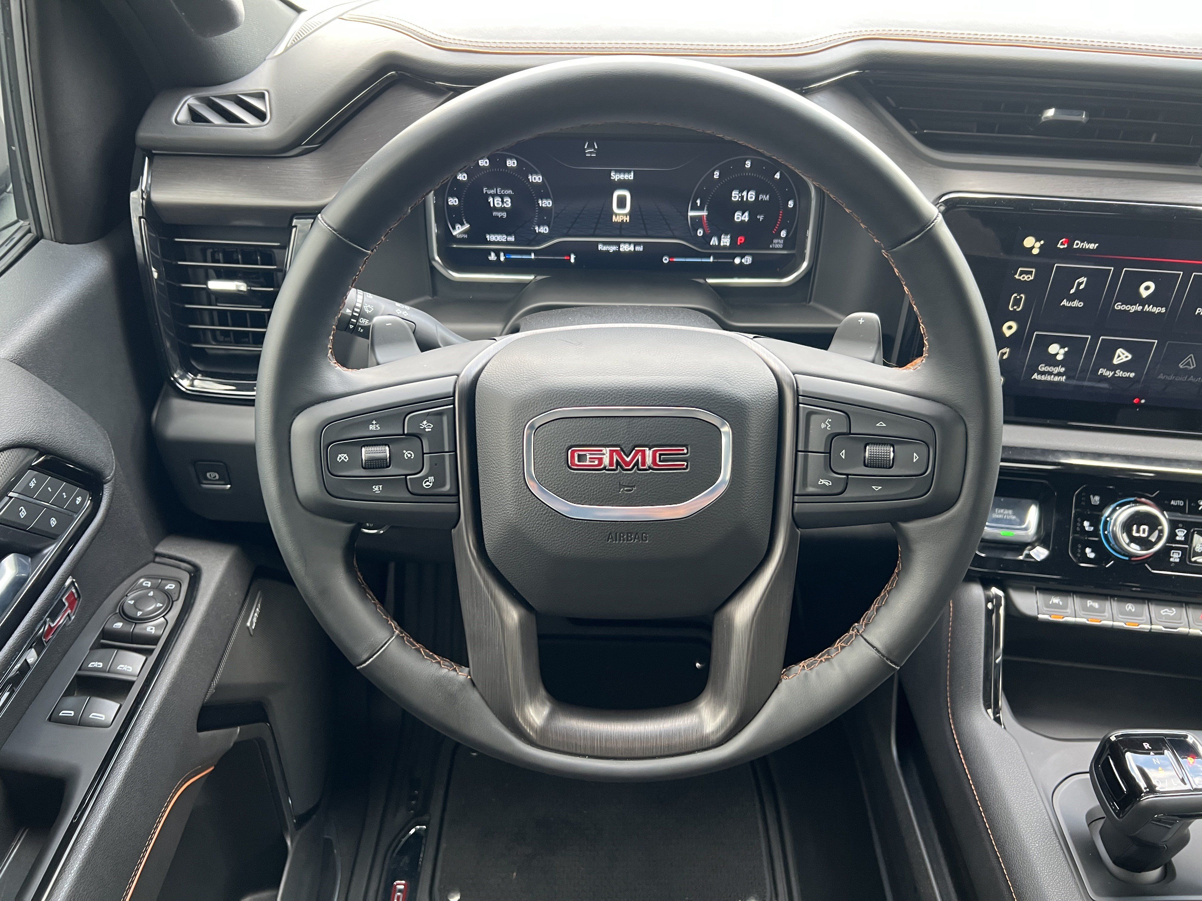 Used 2025 GMC Sierra 1500 AT4 w/ Technology Package AWD/4WD image 25