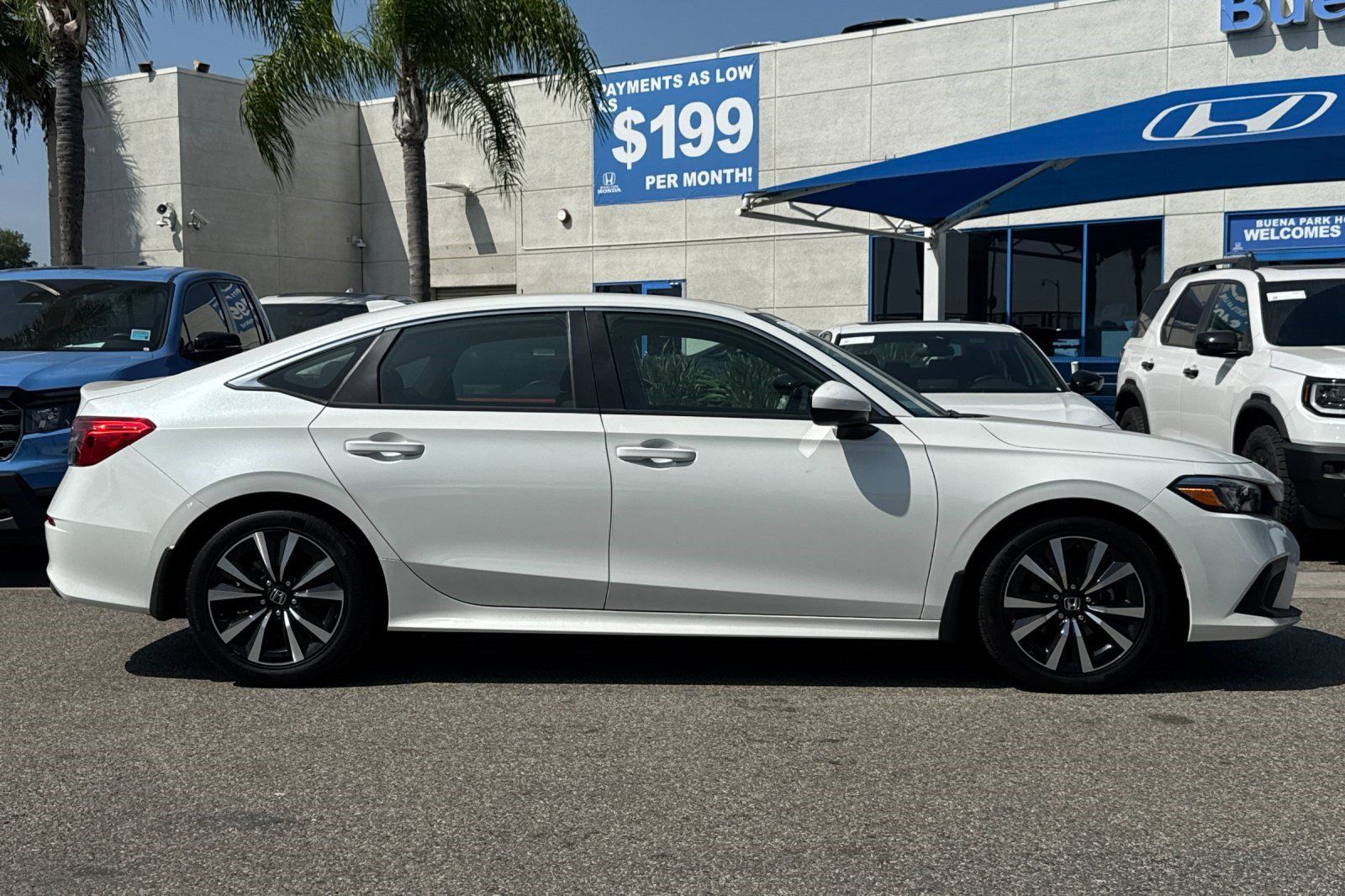 Used 2024 Honda Civic EX image 7