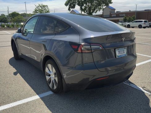 Used 2023 Tesla Model Y Long Range AWD/4WD image 8