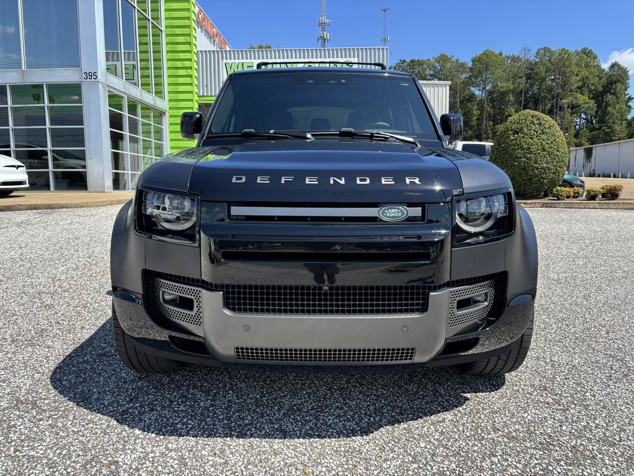 Used 2023 Land Rover Defender 110 V8 AWD/4WD image 10