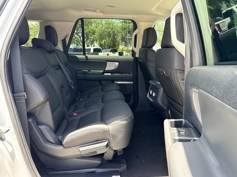 Used 2025 Ford Expedition Max Active RWD image 29
