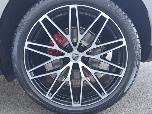 New 2026 Porsche Macan S image 27