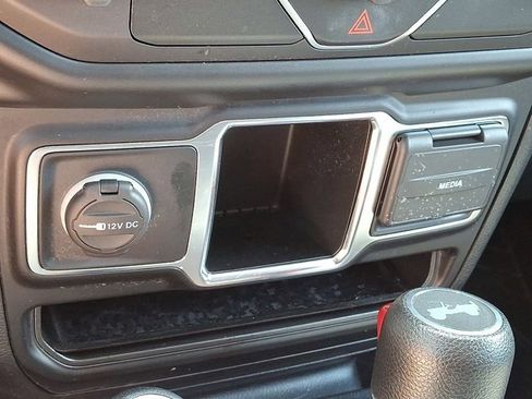 Certified 2021 Jeep Wrangler Unlimited Sport image 28