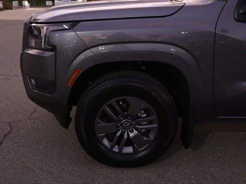 New 2025 Nissan Frontier SV image 11