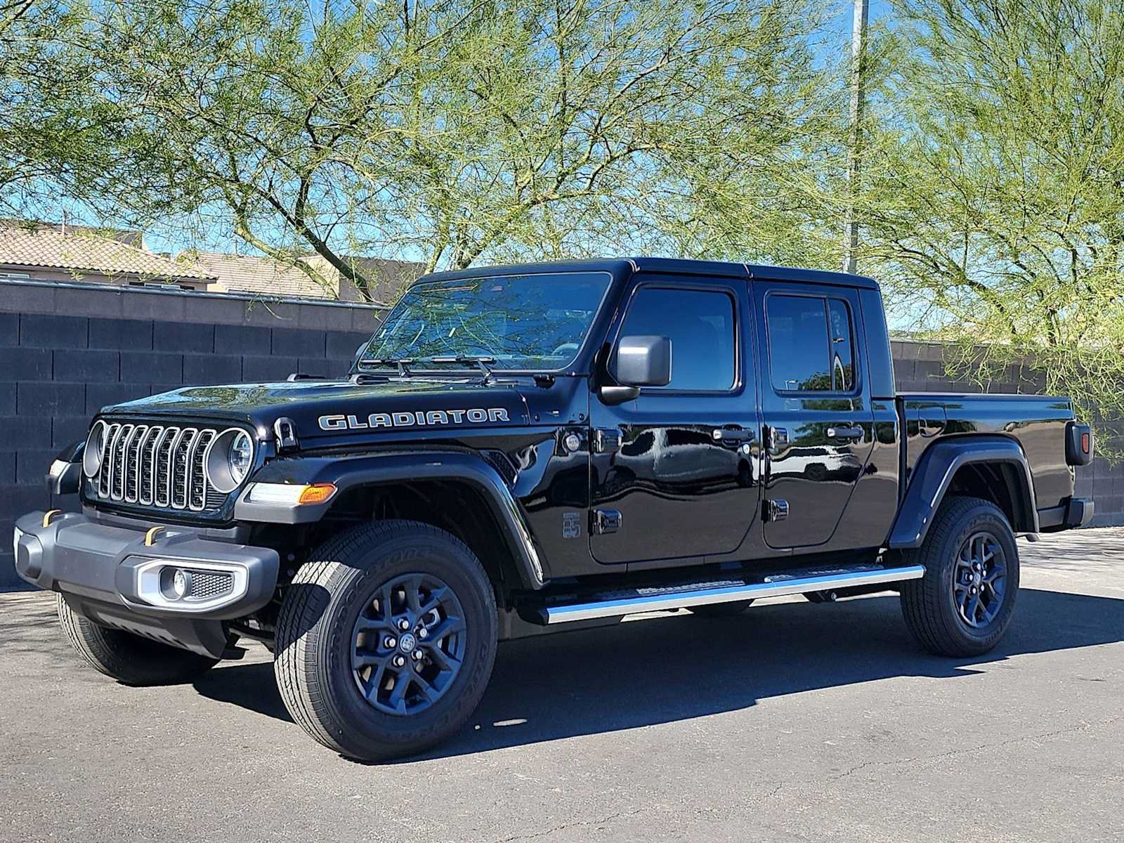New 2026 Jeep Gladiator Sport AWD/4WD image 4