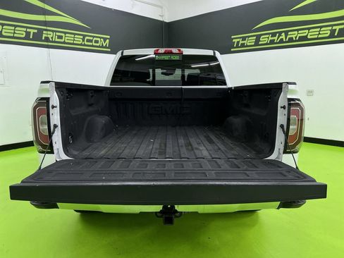 Used 2018 GMC Sierra 1500 SLT w/ Enhanced Driver Alert Package RWD image 9