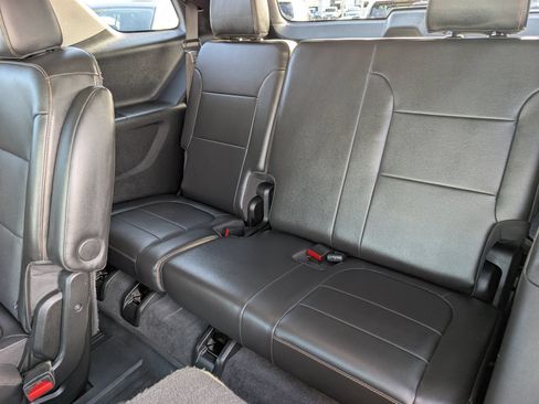 Certified 2021 Chevrolet Traverse Premier w/ Redline Edition FWD image 17