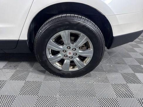 Used 2015 Cadillac SRX Luxury w/ Driver Awareness Package image 11