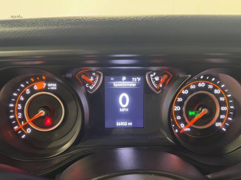 Used 2025 Jeep Wrangler Unlimited Sport AWD/4WD image 8