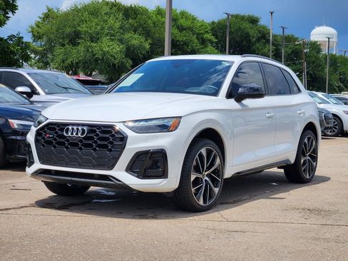 Used 2023 Audi SQ5 Prestige AWD/4WD image 6