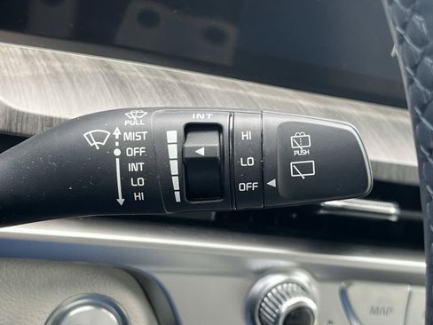 Used 2025 Kia Telluride EX w/ EX Captain's Chair Package AWD/4WD image 49