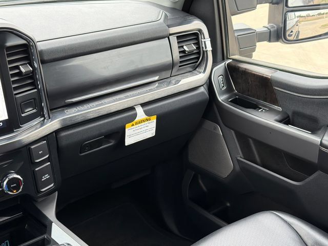 Used 2024 Ford F250 Lariat AWD/4WD image 16