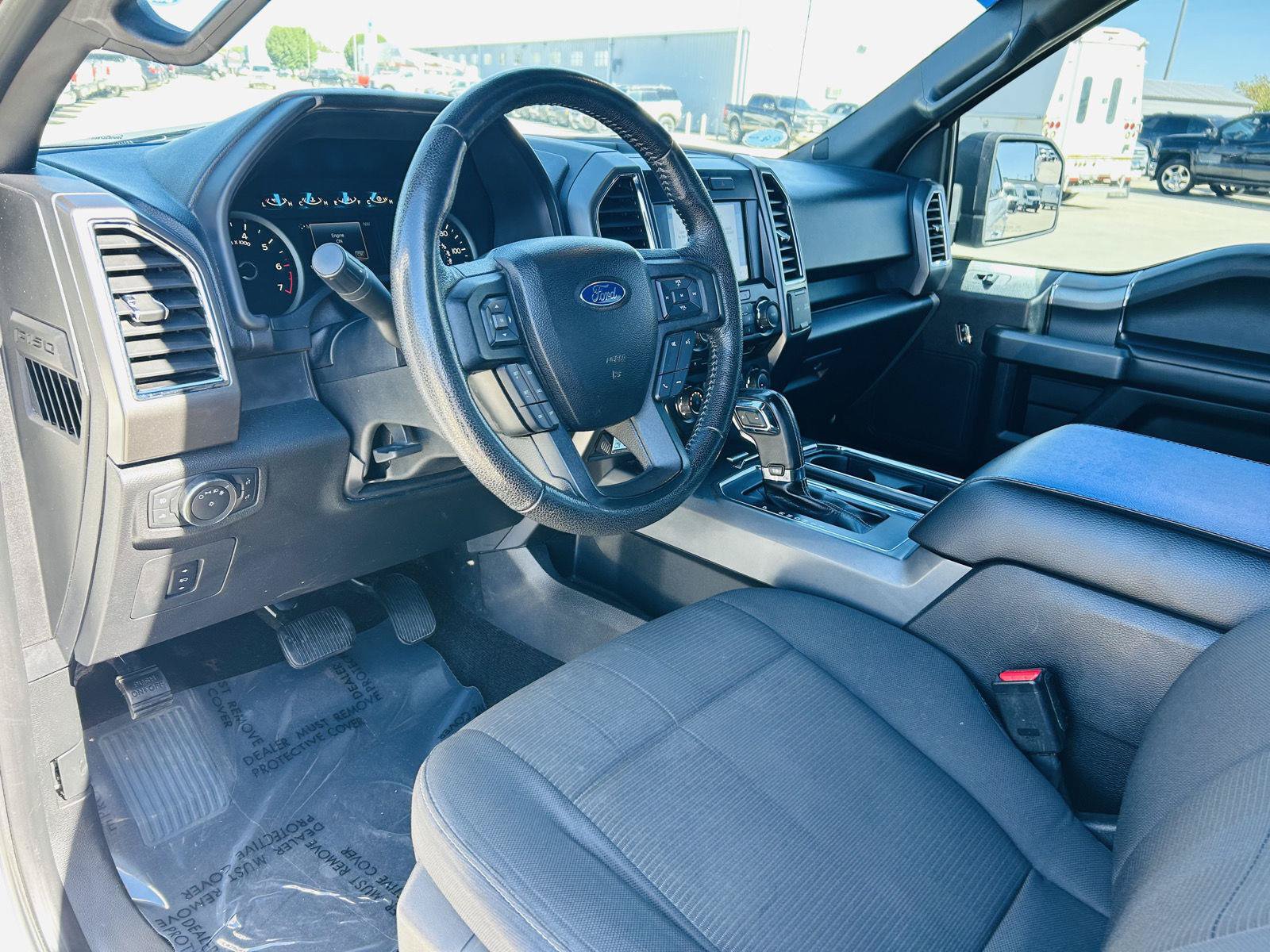 Used 2016 Ford F150 XLT w/ Equipment Group 302A Luxury AWD/4WD image 10