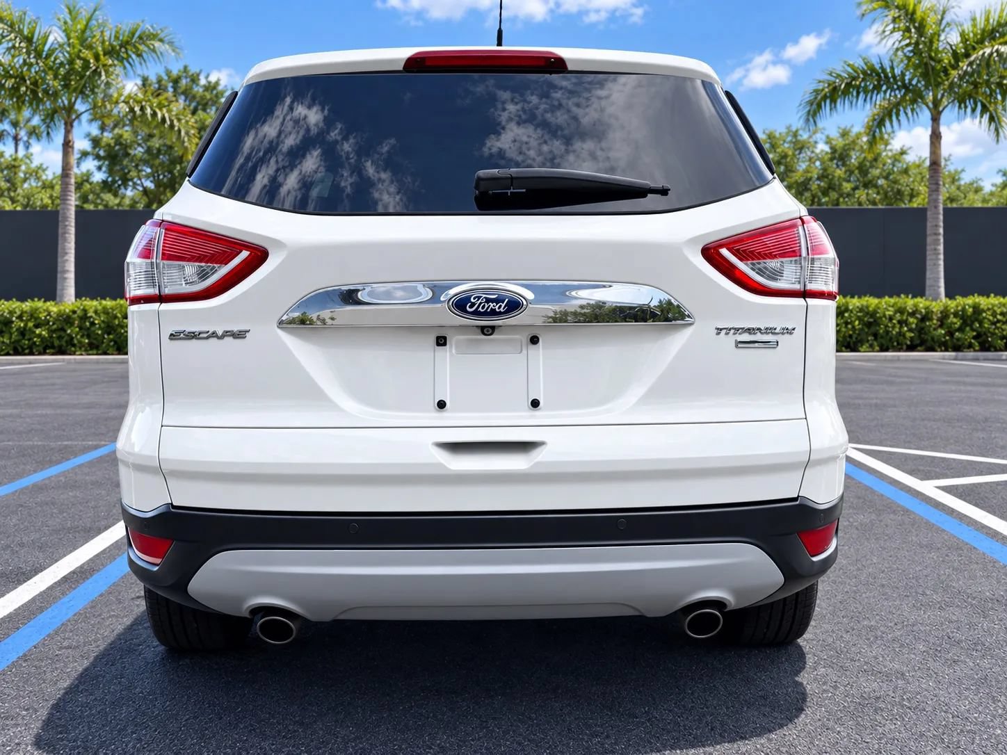 Used 2015 Ford Escape Titanium AWD/4WD image 9