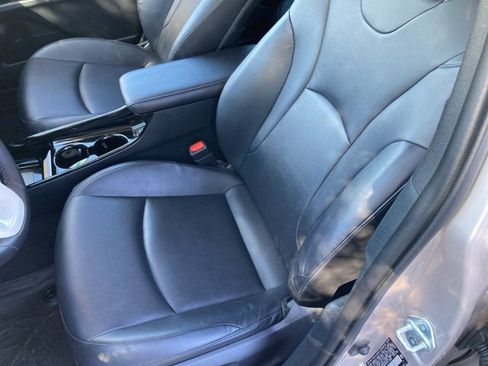 Used 2019 Toyota Prius Prime image 14