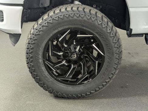 Used 2025 Ford F150 XLT w/ Equipment Group 301A Standard AWD/4WD image 9