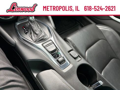 Used 2019 Chevrolet Camaro SS RWD image 17